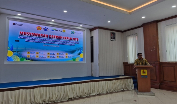 Ketum IKPLN Lantik Ketua IKPLN Daerah NTB Masa Bakti 2025 – 2029